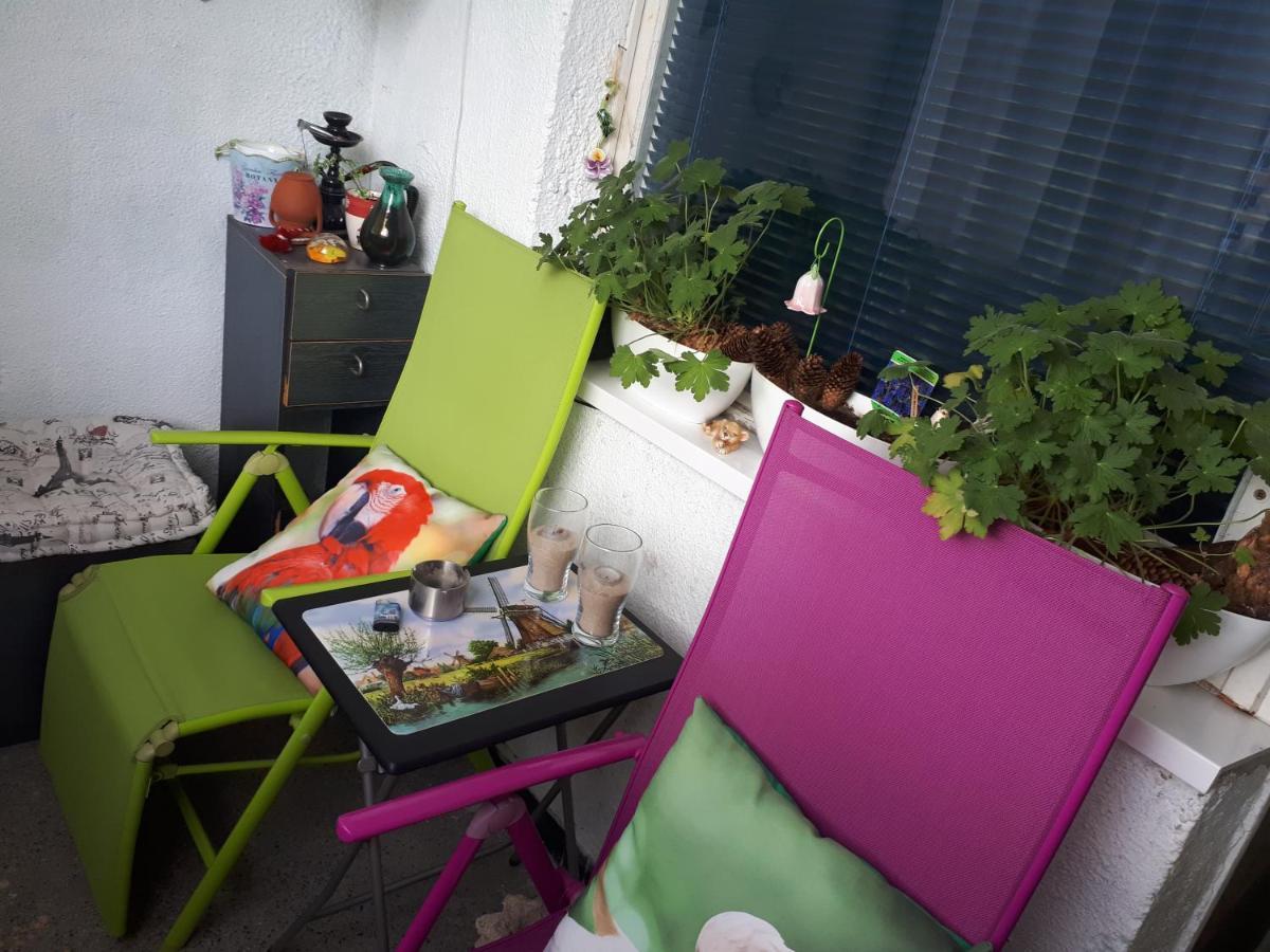 2 Bedrooms With Private Bath And Balcony Near The Airport ソフィア エクステリア 写真